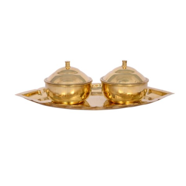 Its a boat shape designed to look very traditional, stylish and inspirational from the day's of royal touch