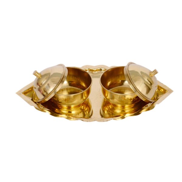 Its a boat shape designed to look very traditional, stylish and inspirational from the day's of royal touch - Image 3